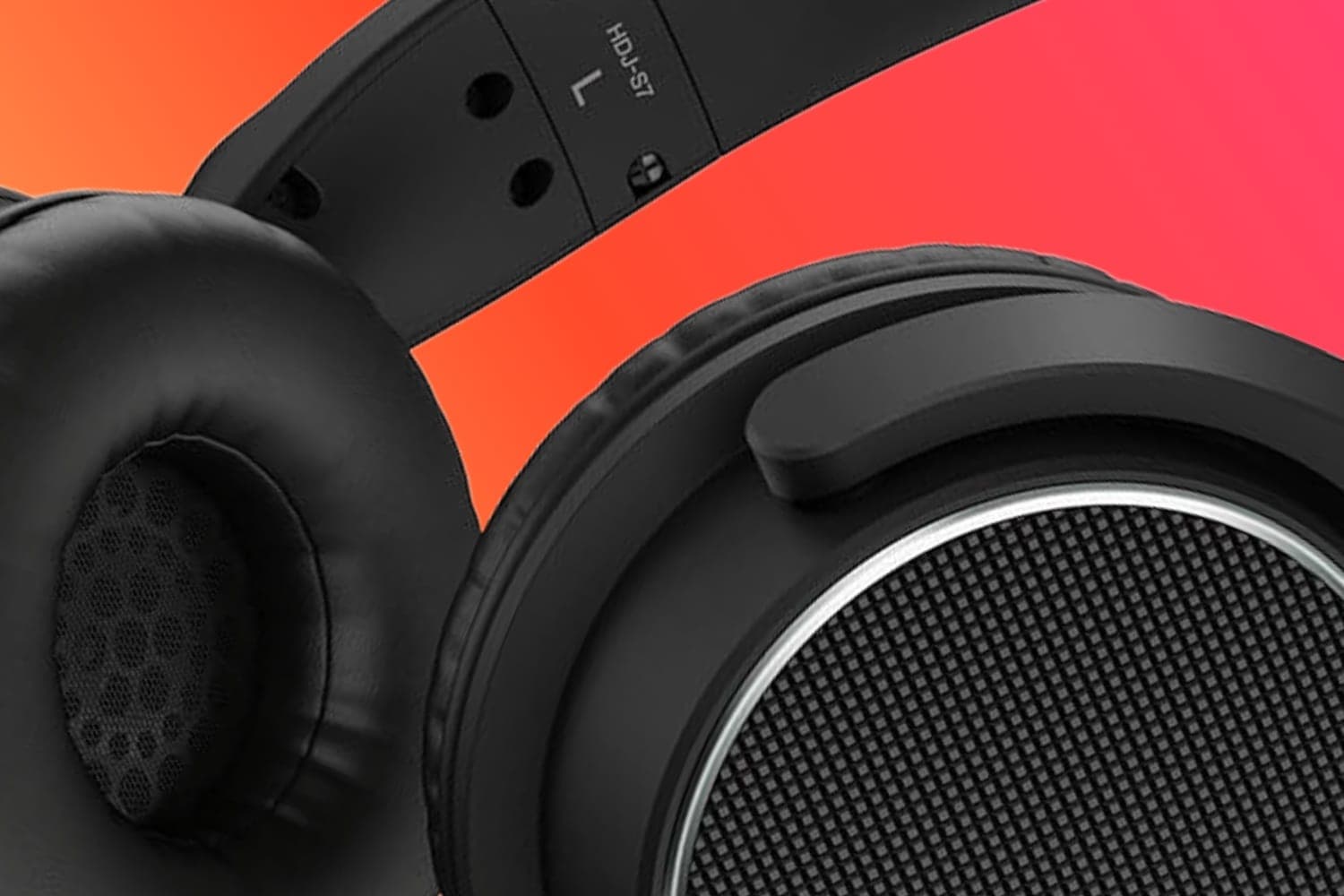 El HDJ-S7 es la alternativa compacta y asequible al modelo insignia de Pioneer