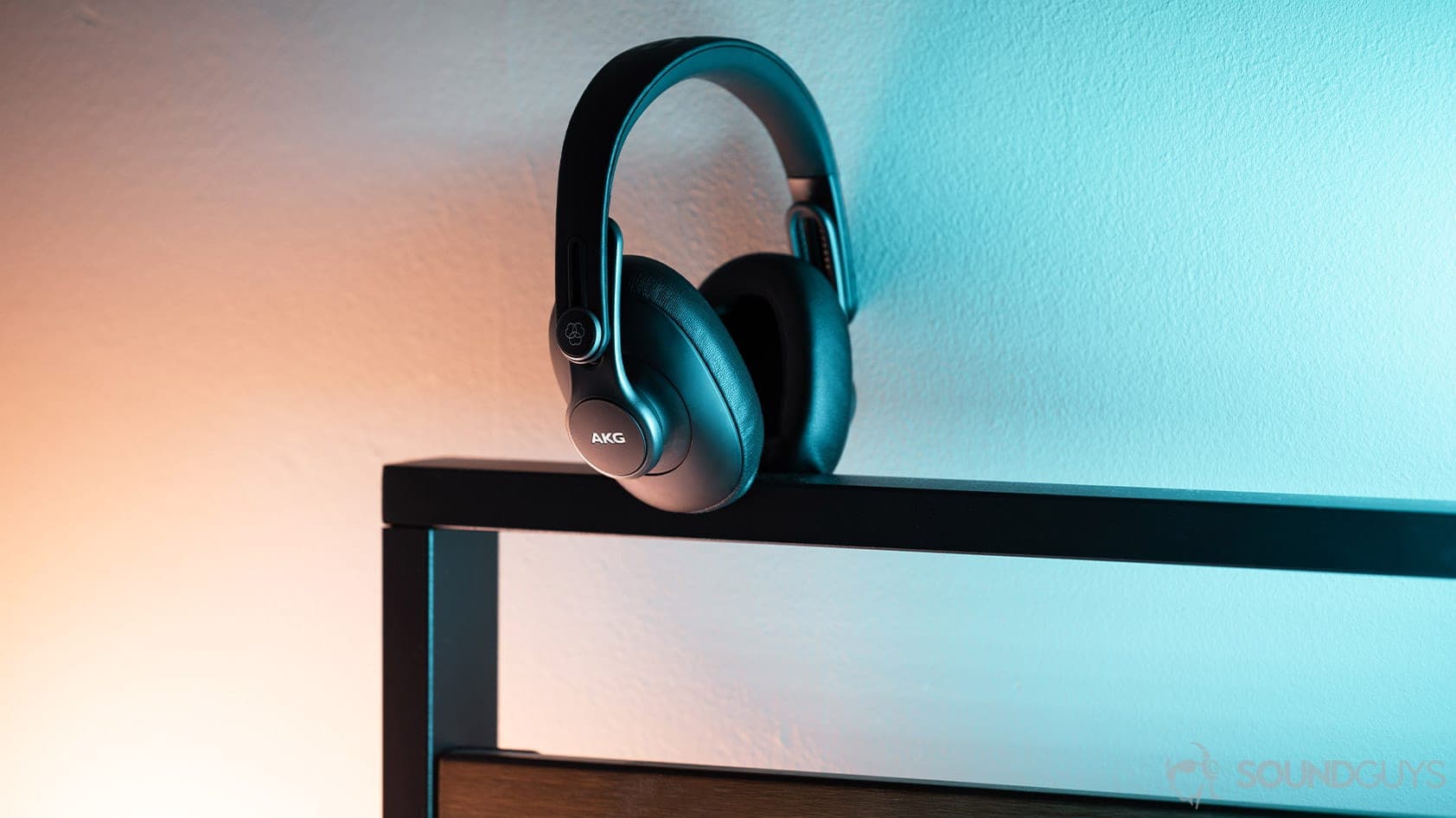 AKG K371 Review: The AKG K371 Was Made for Long Sets and Even Longer Studio Sessions