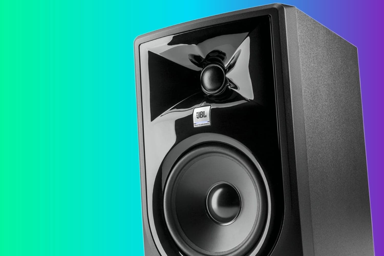 The JBL 305P MkII Has a Sweet Spot Wider Than Any 5-Inch Monitor Should