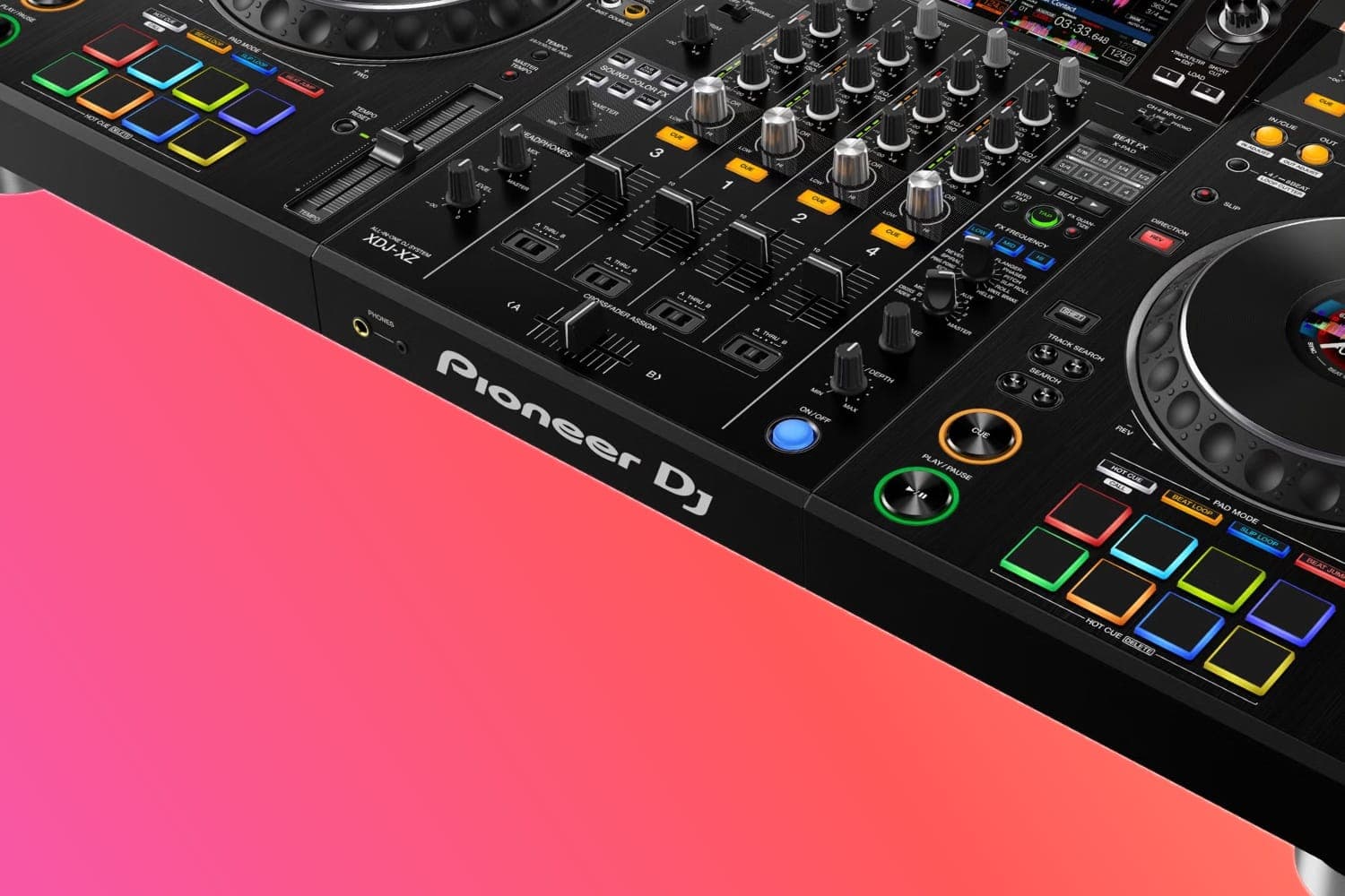 Das XDJ-XZ bietet ein vollständiges CDJ-Setup ohne den vollen CDJ-Preis