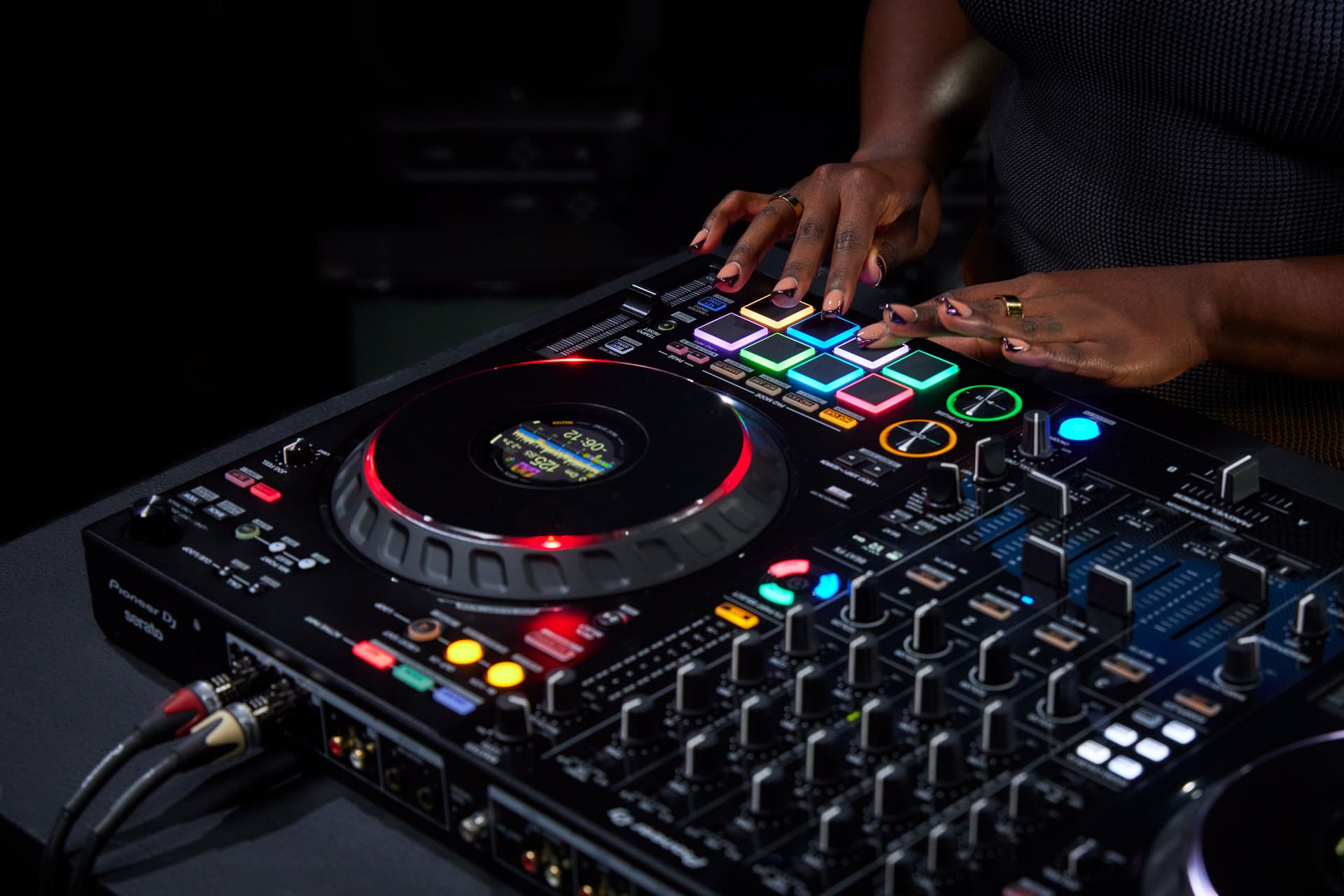 Pioneer DJ DDJ-FLX10 2