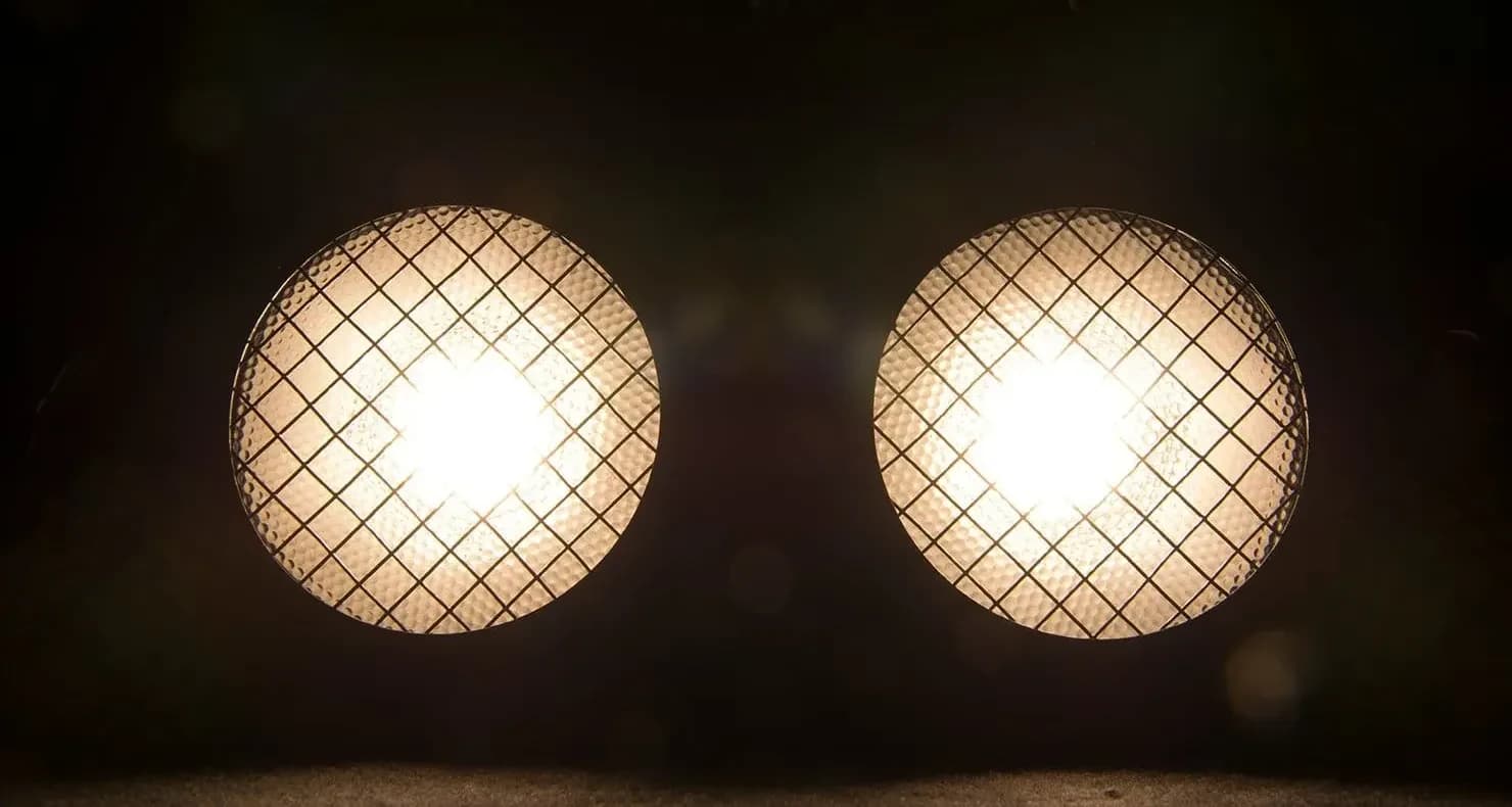 Both pods of the Chauvet DJ Shocker 2 lit