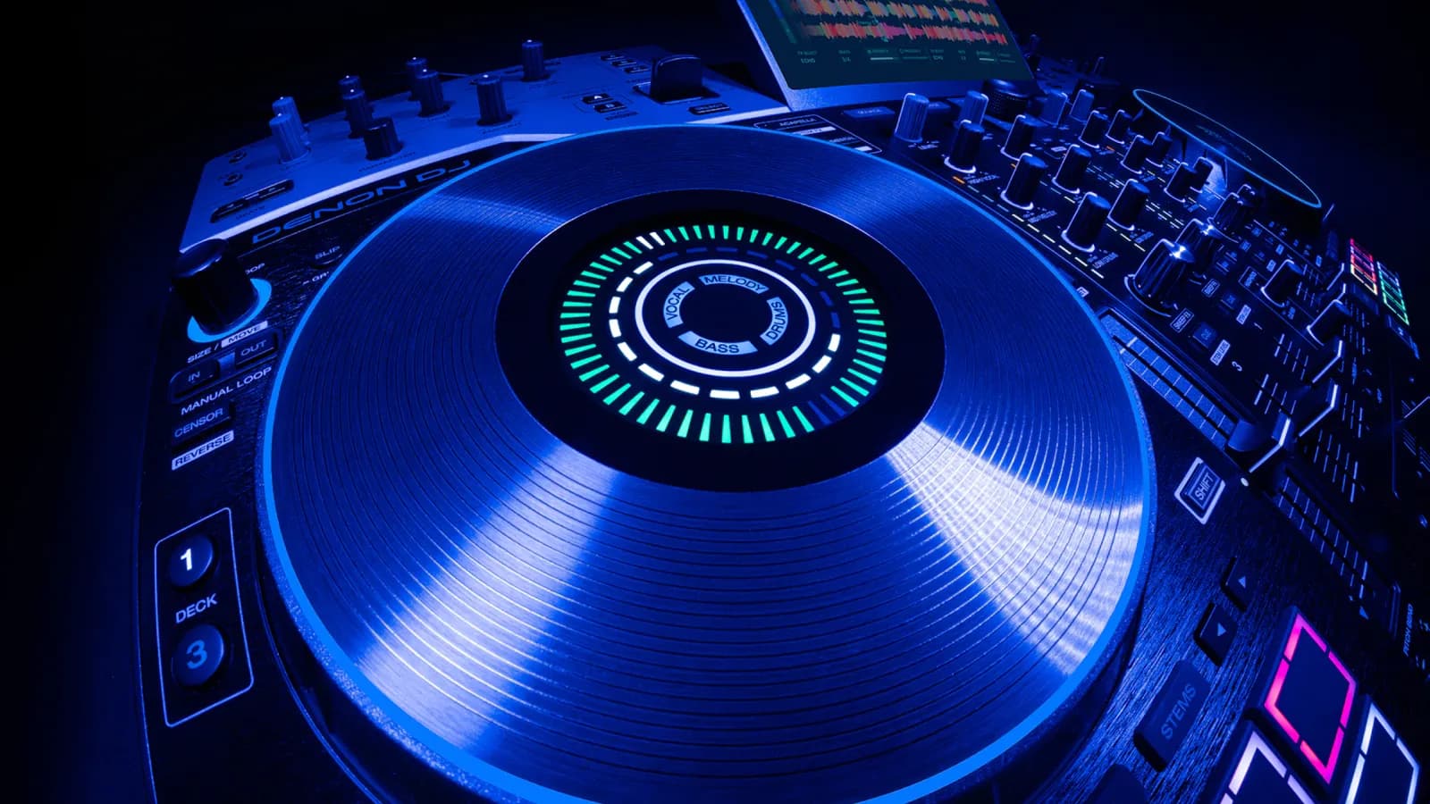 8-inch jog wheel with its LED ring on the Denon DJ PRIME 4 G2