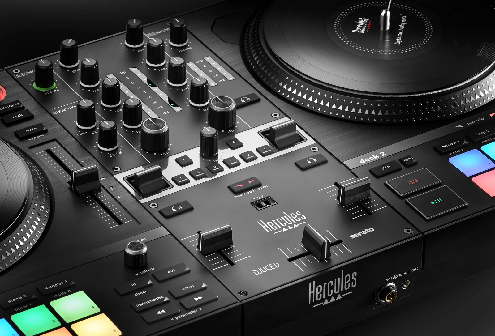 The mixer section and right platter of the Hercules DJControl Inpulse T7