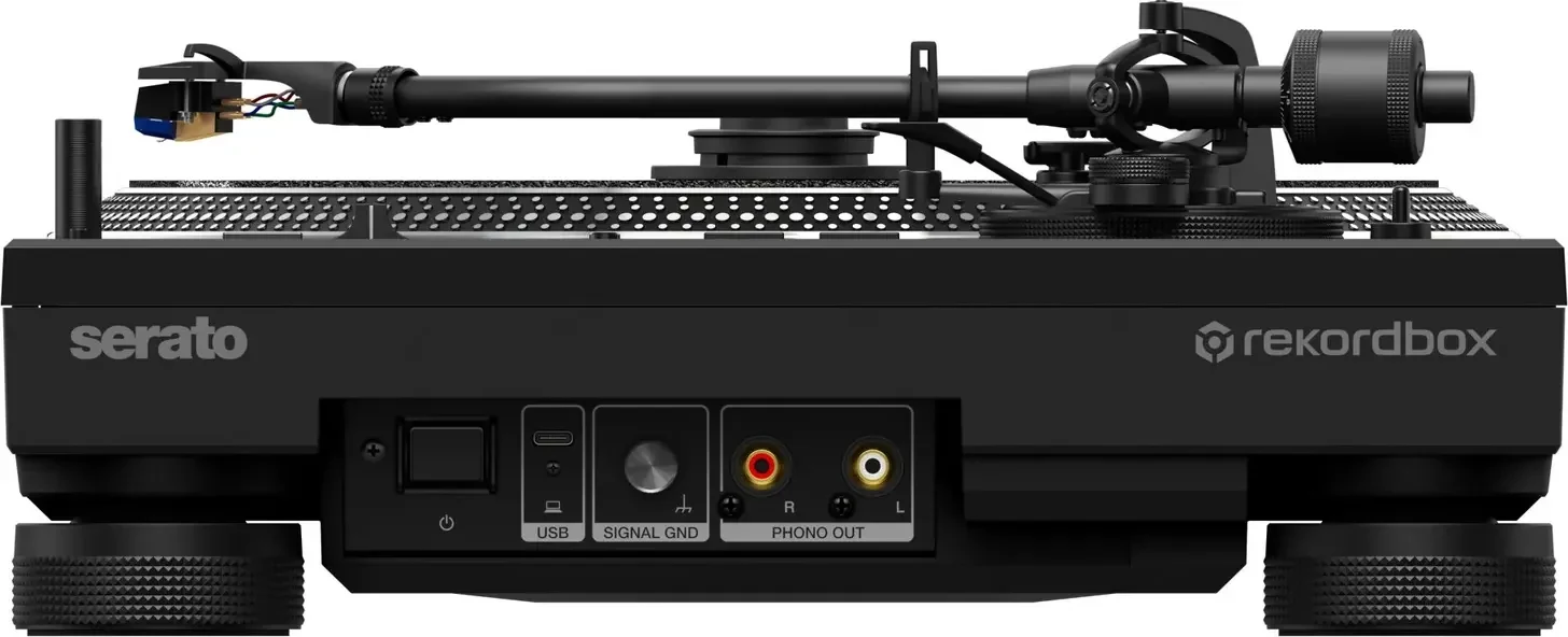 Rear panel connections on the Pioneer DJ PLX-CRSS12
