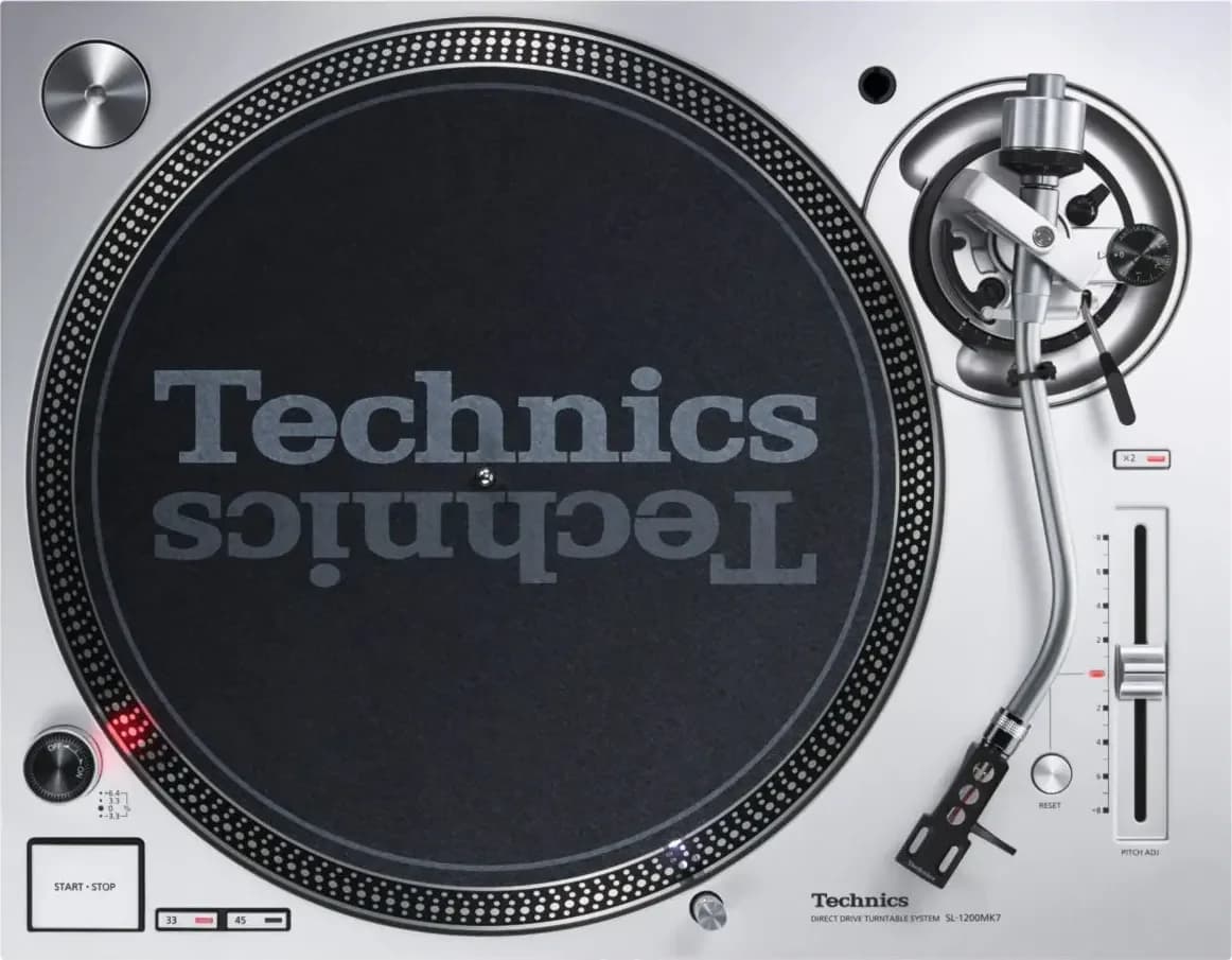 Technics SL-1200MK7 turntable in silver, top-down view